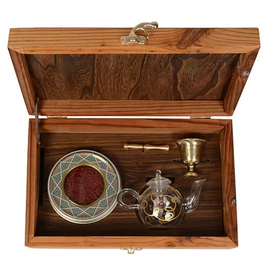 زعفران سوپر نگین صادراتی جعبه چوبی سوغات